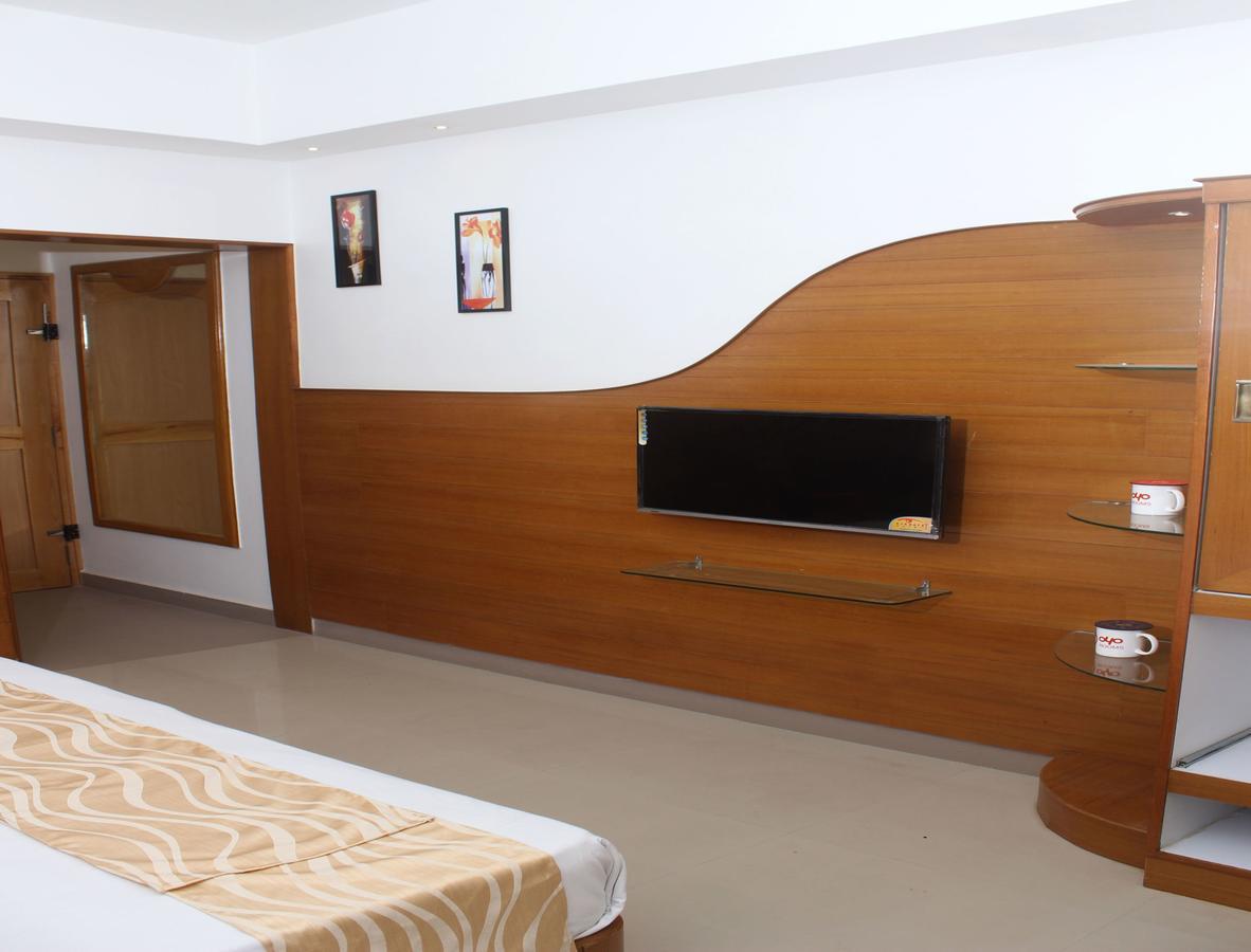 Oyo 1998 Hotel Nityotsava Residency Mysore Exterior foto